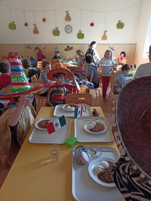 Mexický den ve školní jídelně